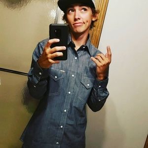 Meet your Posher, Kaleb